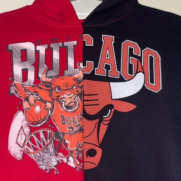 Chicago bulls hoodie 🐂 - Picture 2 of 5